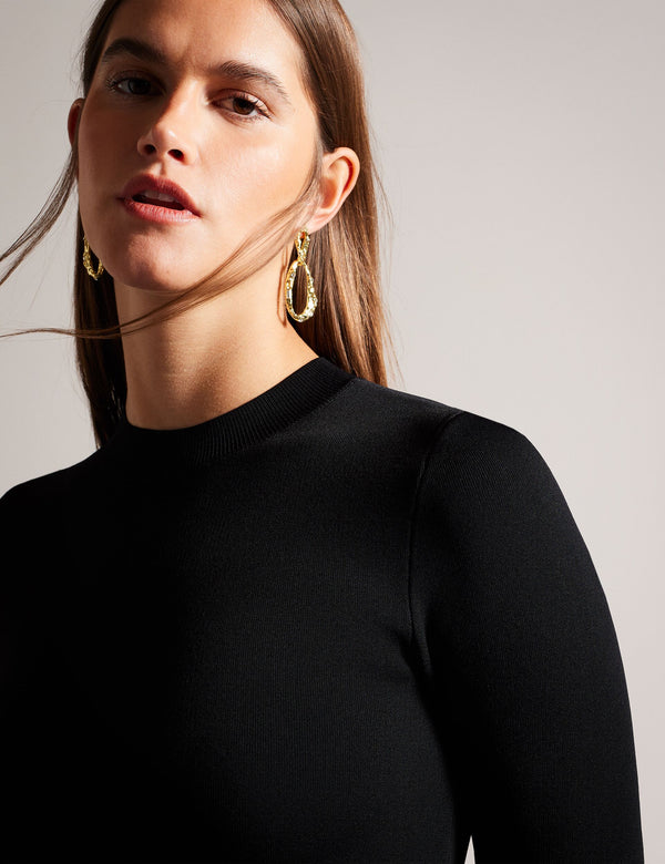 ROWANA | BLACK