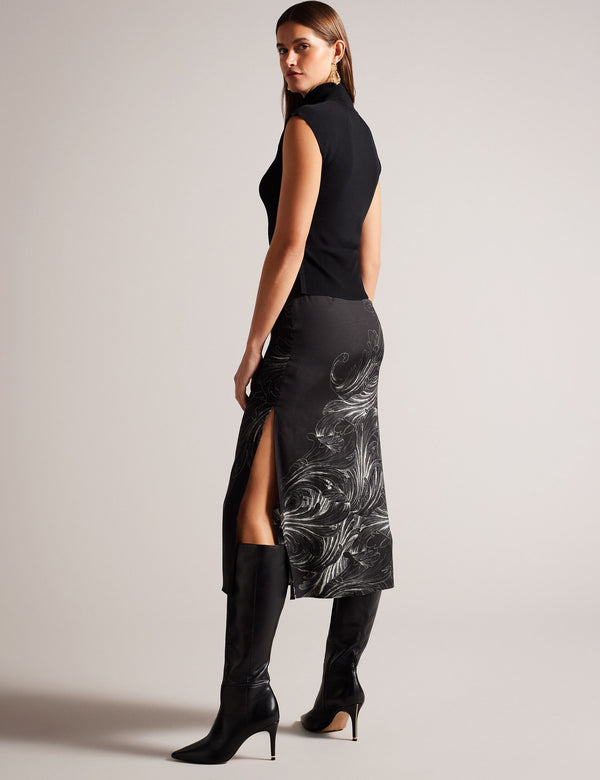 HEWIET | BLACK