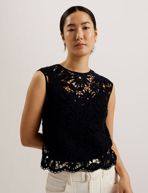 KATRNN | BLACK