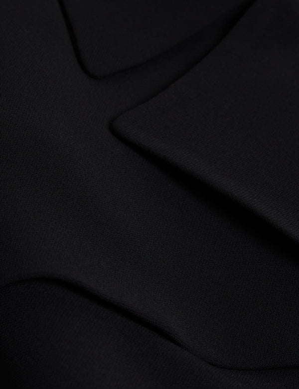 WYNO | BLACK