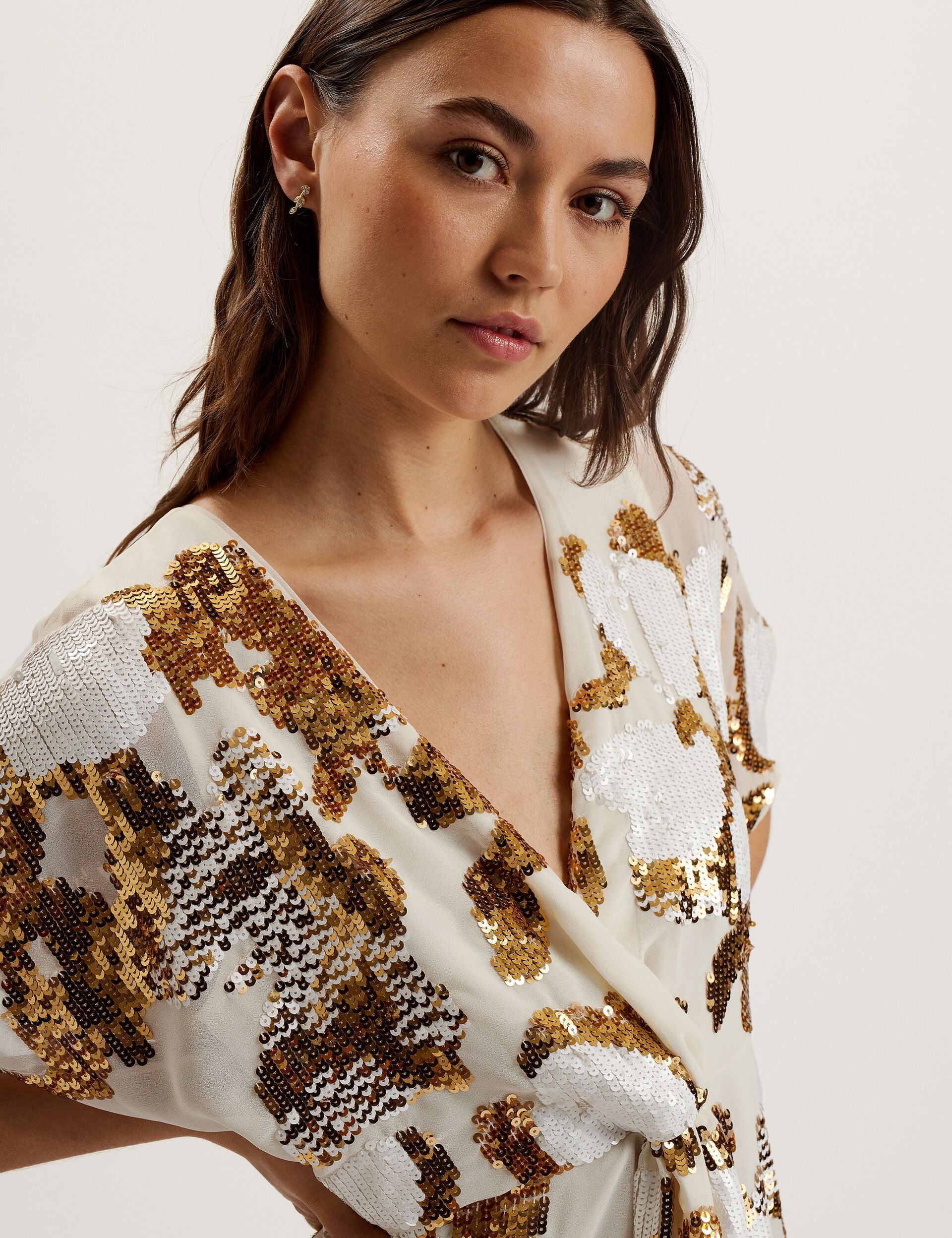 Ted Baker Ivory & Gold Floral Sequin Mini Party Dress UK 8 Short Sleeve V-Neck Cocktail Party Dresses for Women Ted Baker Ivory & Gold Floral Sequin Mini Party Dress UK 8 Short Sleeve V-Neck Cocktail Party Dresses for Women