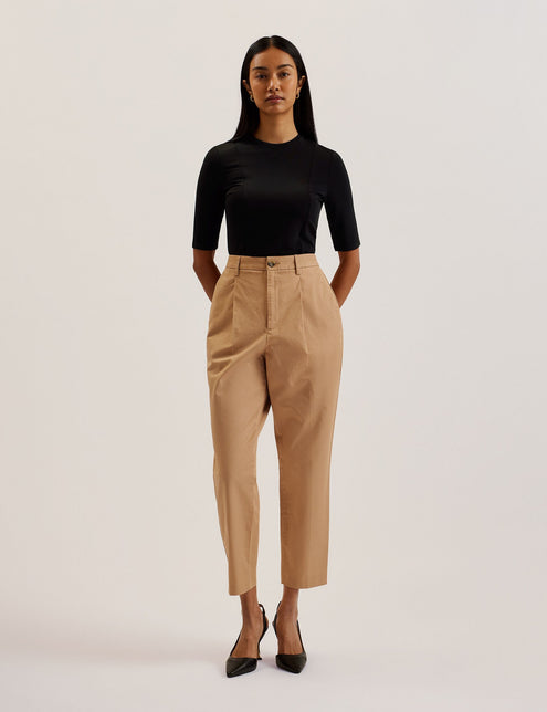 LAURRE | BLACK