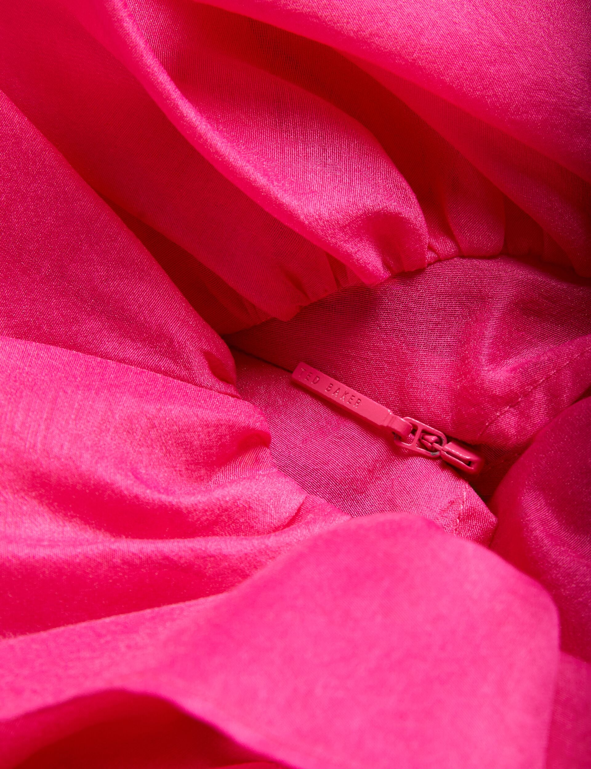 ⭐️美品⭐️TED BAKERのシフォントップス Oversized Frill Trim V-neck Top | Calonda | Ted Baker US