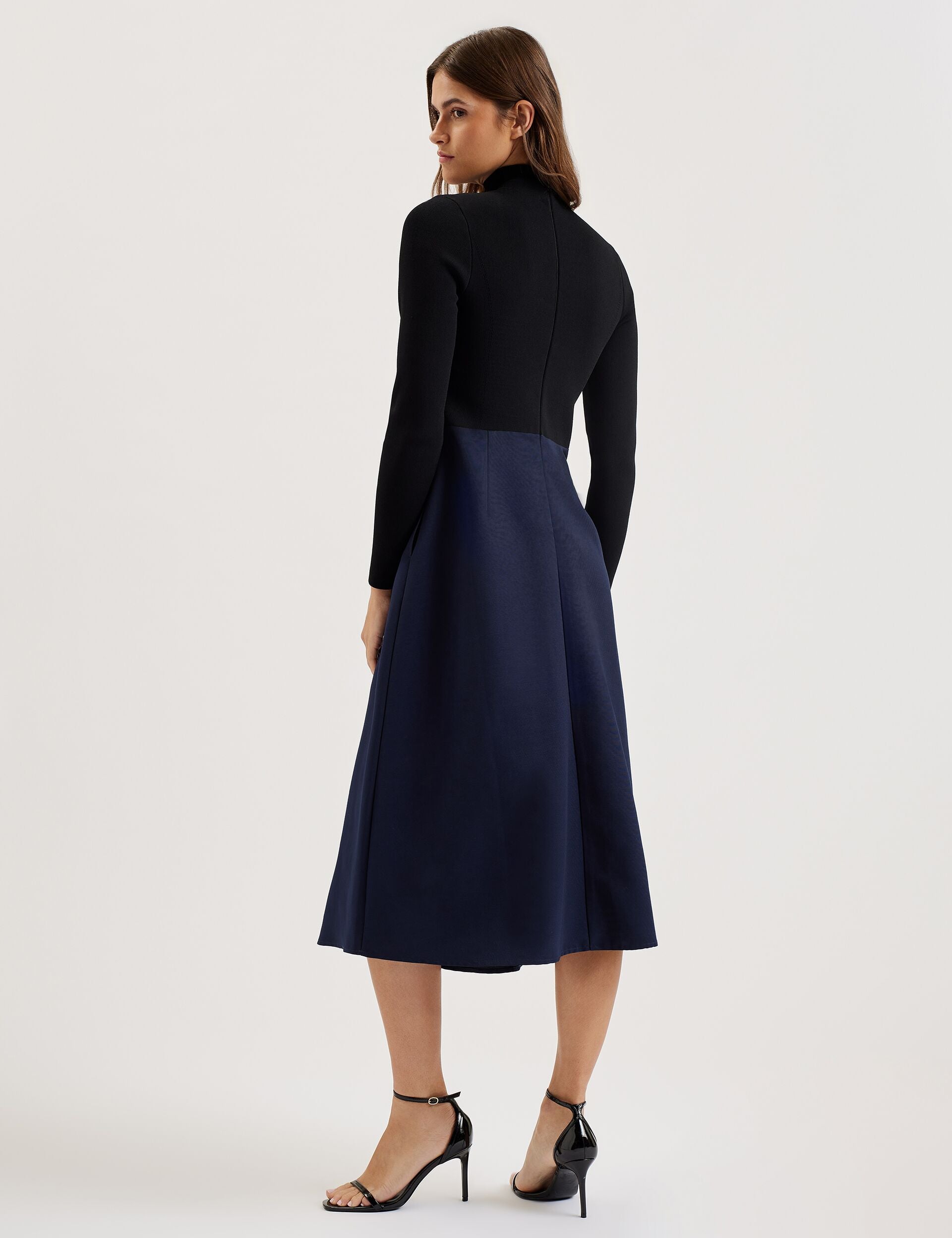 CHIRA | Black CHIRA | Black