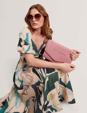 KIRA | GLOSS PATTERN